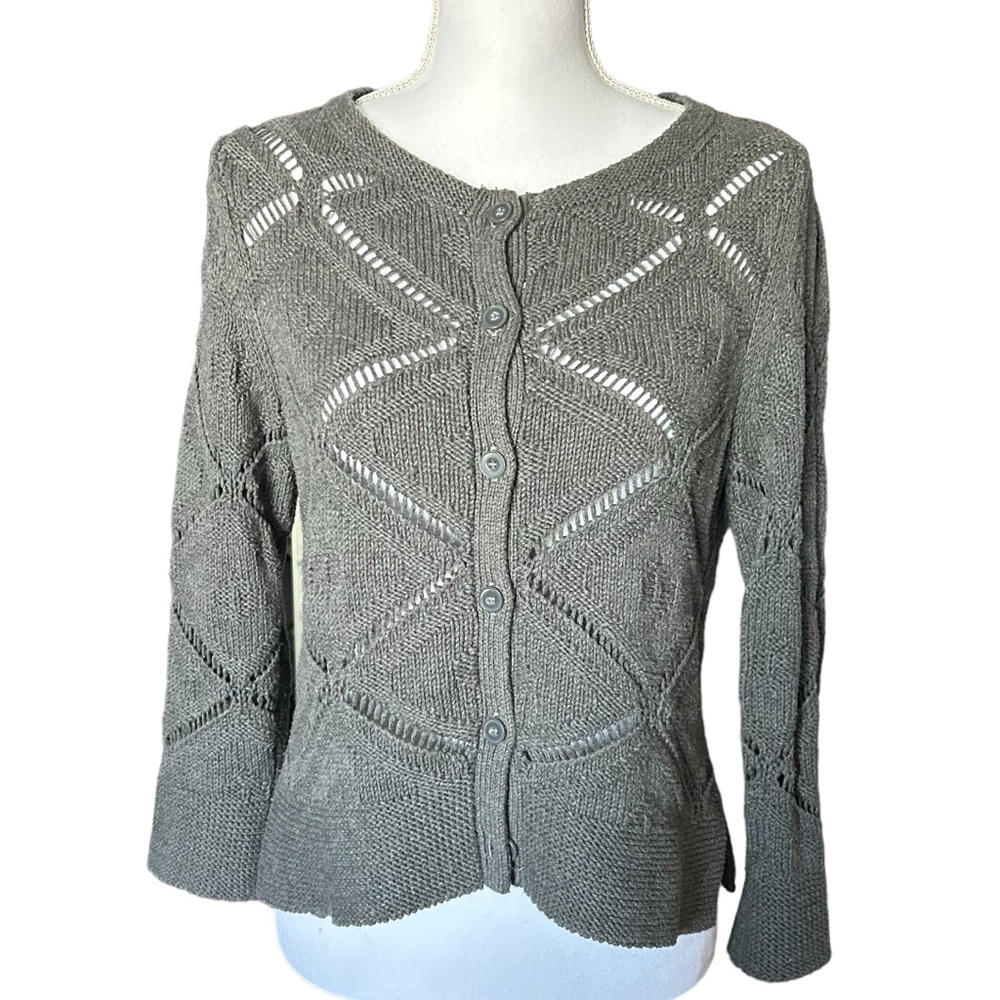 New York & Company Cropped Round/Scoop Neck Cardigan, Button Up, Gray, Size S